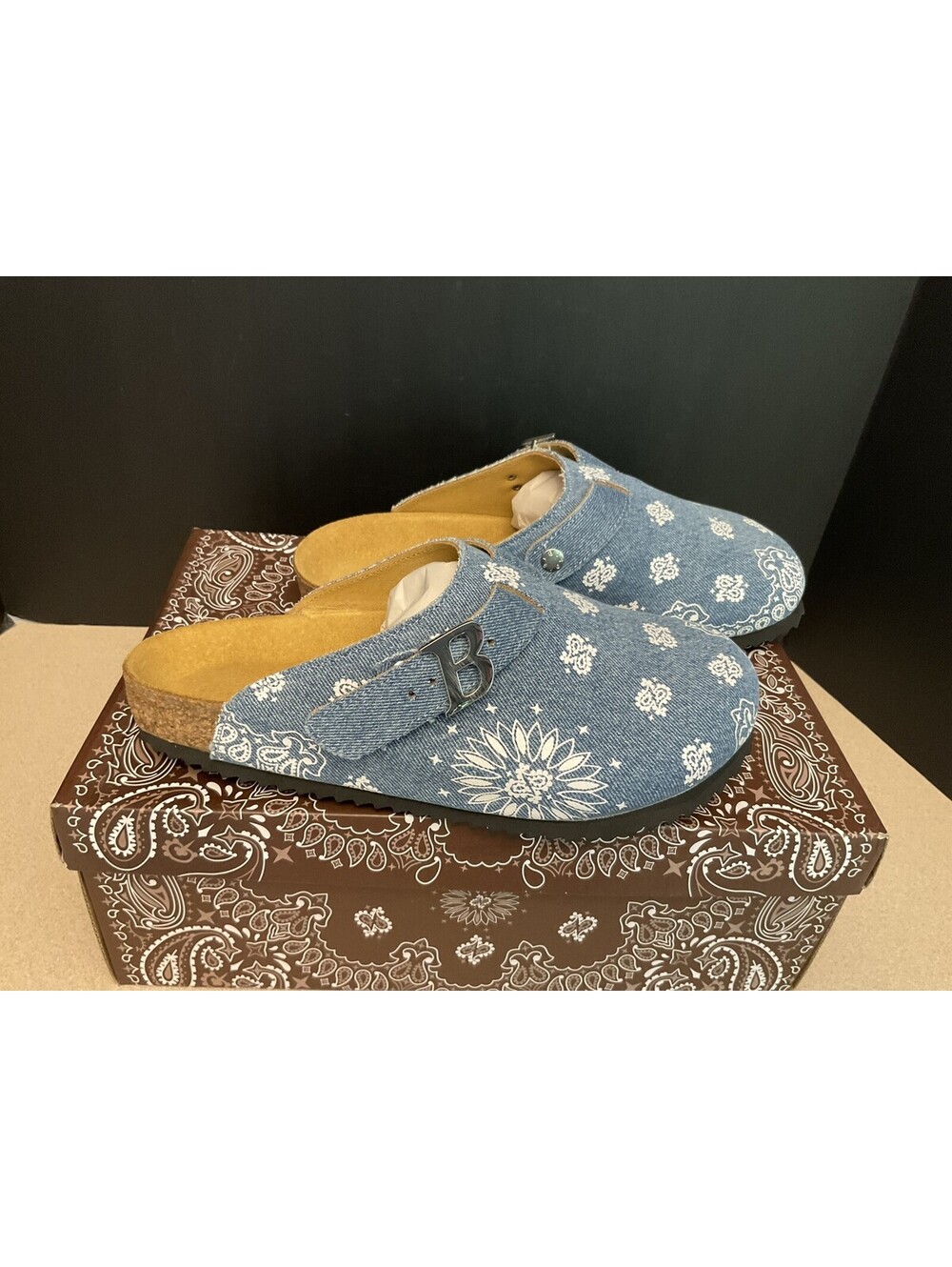 New! Mens Bravest Studios Denim Paisley Mule Clog. Size 8. Awesome Clogs!